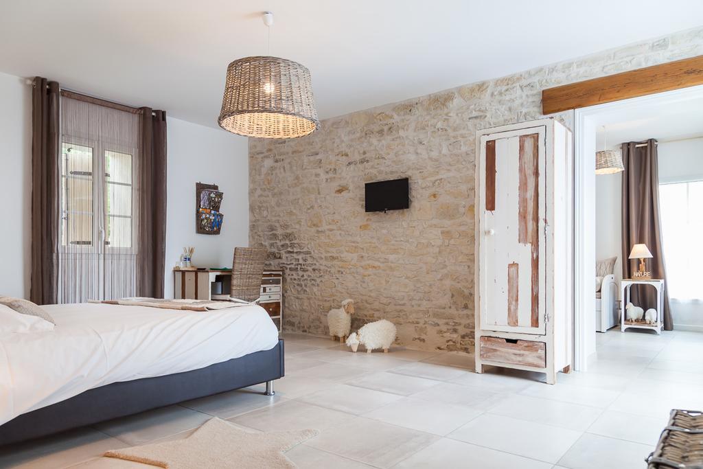 Le Soleil Et Les Etoiles Bed & Breakfast Saint-Sauveur-d'Aunis Room photo